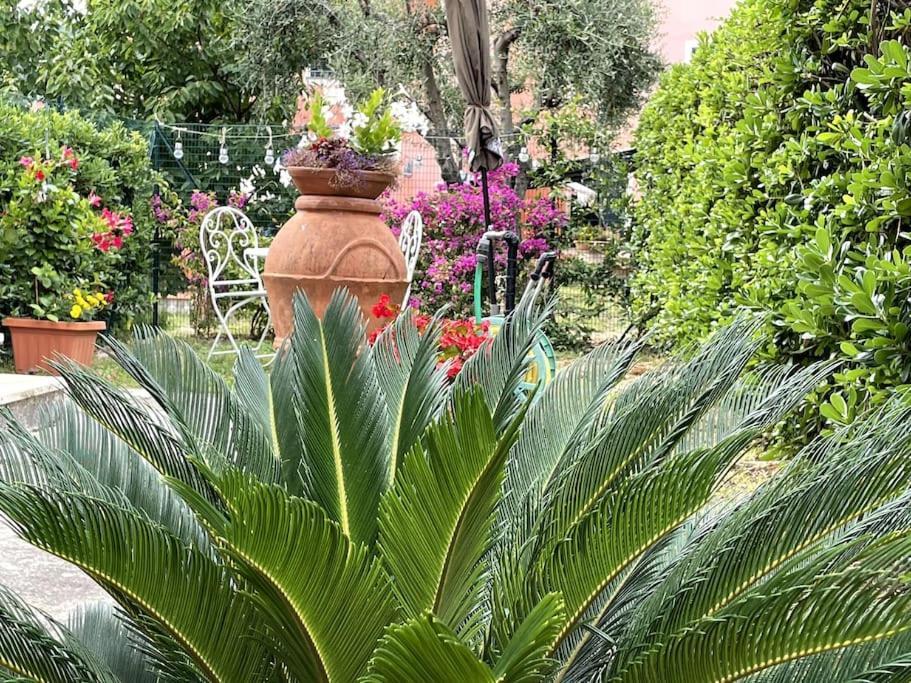 Annali Casa Vacanze - Shabby Style Nella Natura Λα Σπέτσια Εξωτερικό φωτογραφία